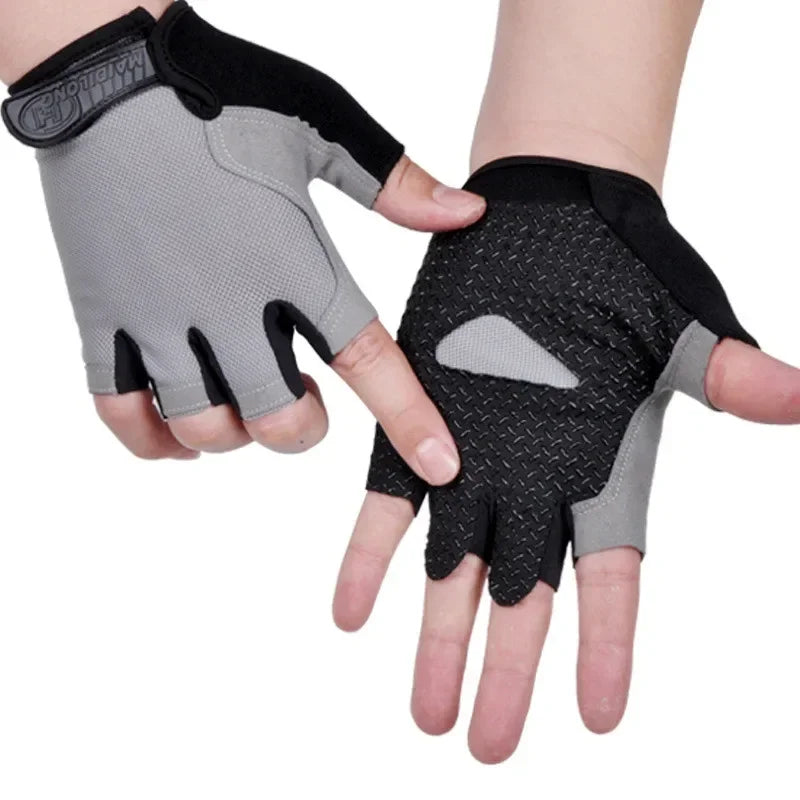 Gants de sport sans doigts pour salle de sport.