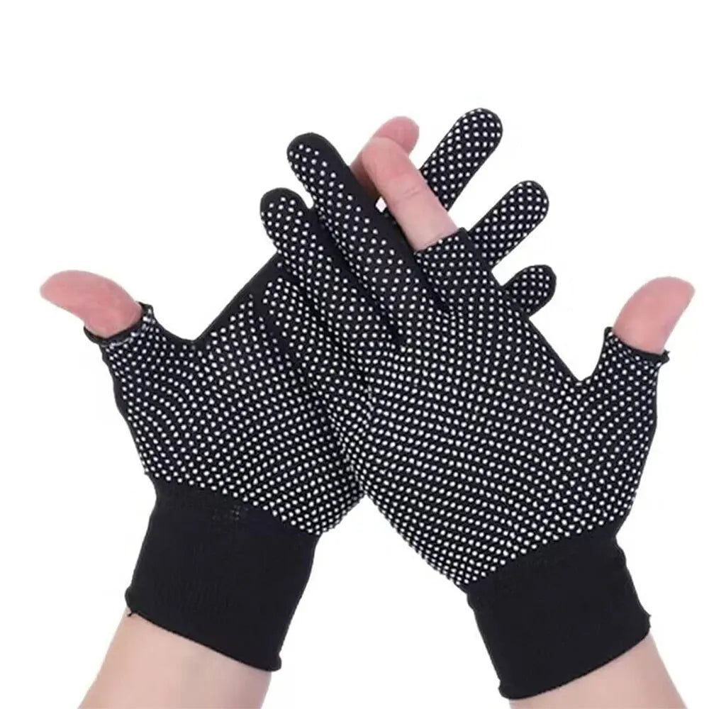 Pair of lightweight, fingerless, non-slip cycling gloves. 